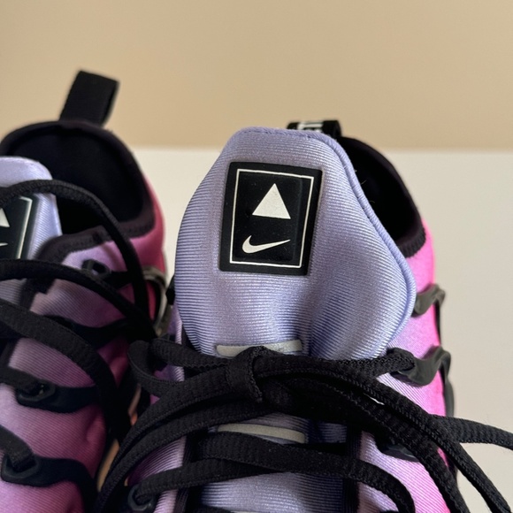 Nike Air VaporMax Plus BeTrue size W7.5/M5.5 read - Picture 2 of 8